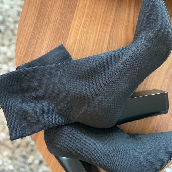 Kendall and Kylie sock boots - Picture 3 of 4